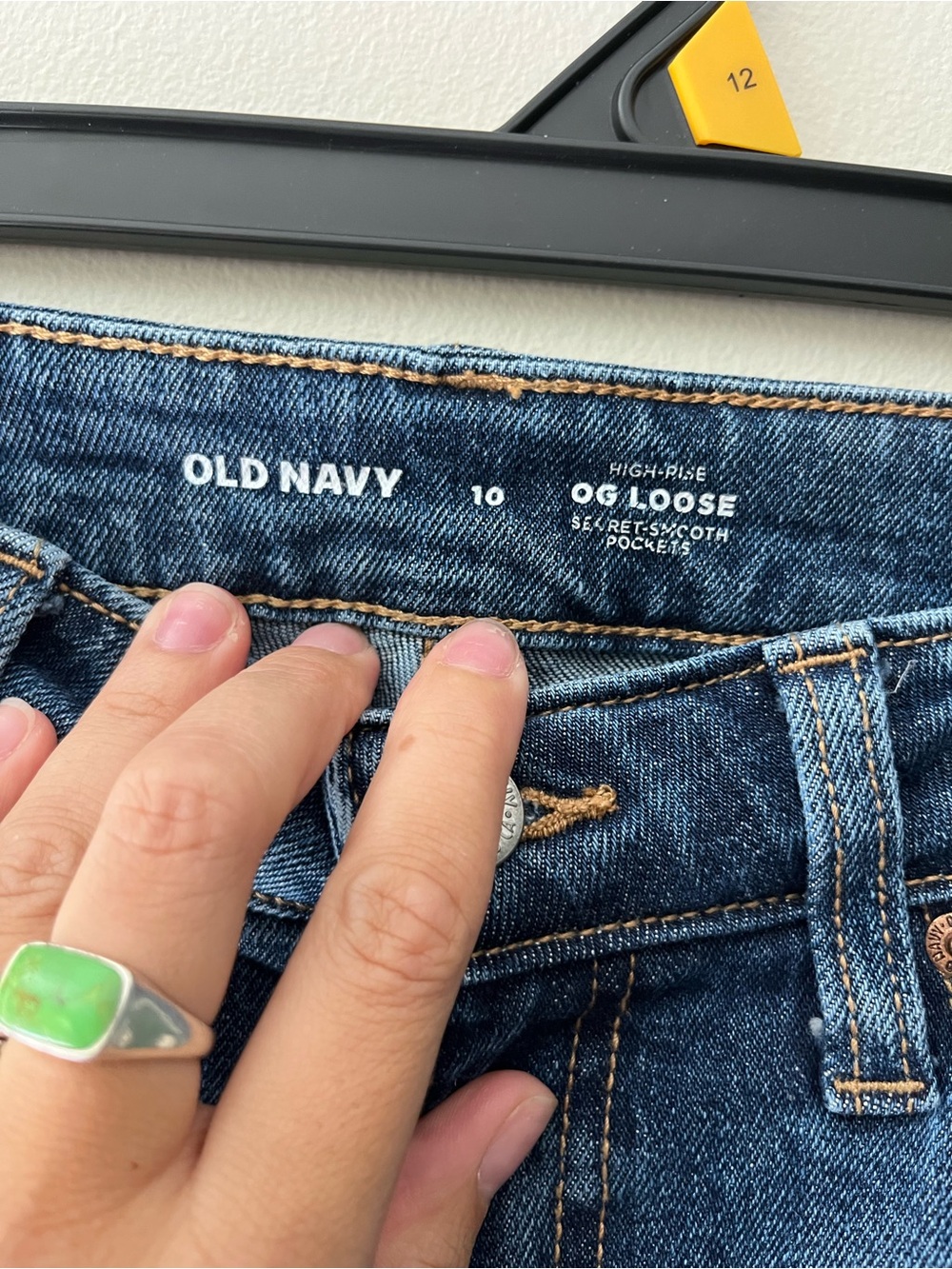 Old Navy Women’s OG Loose Patchwork Jeans - Picture 2 of 3
